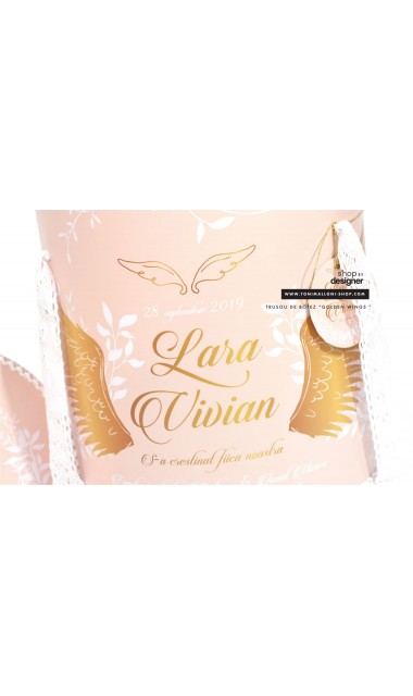 Trusou de botez gold cu ingeras pentru fetite cu broderie personalizata, Gold Wings 17